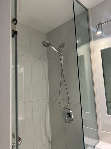 For Lease - 2 Grittani Lane, Toronto, Ontario - Photo 2