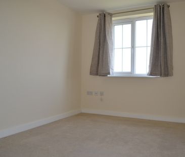 2 Bed Flat, Waggon Road, LS10 - Photo 4