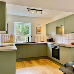 Woodbridge Road Room 4 - Photo 2