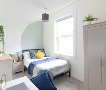 Jessie #15 - Photo 2