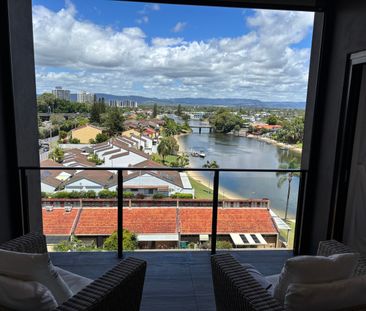 Broadbeach Waters - Photo 4