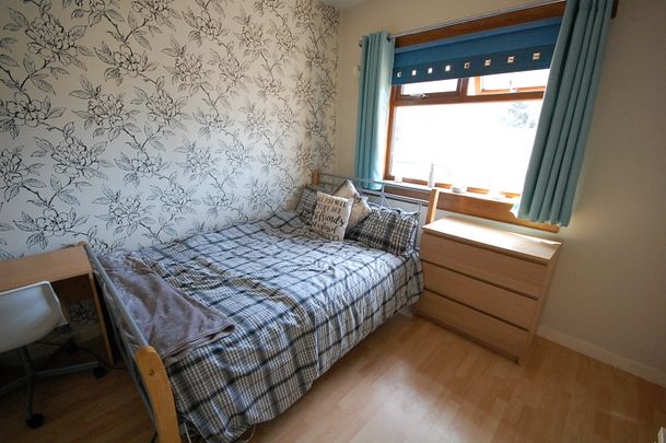 3 bedroom apartment to rent - Photo 1