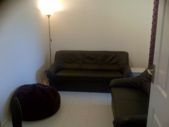 4 bedroom terraced house to rent - Photo 1