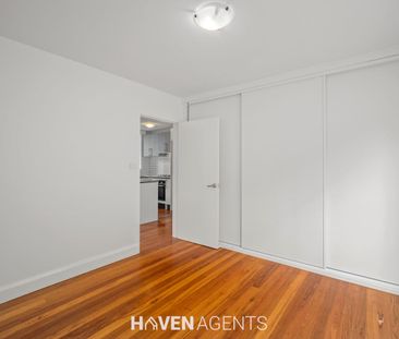 RENOVATED TWO BEDROOM BEACHSIDE RETREAT I HAVEN AGENTS - Photo 4