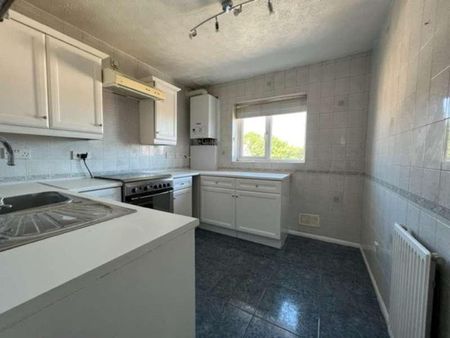 Eagle Close, Waltham Abbey, EN9 - Photo 4