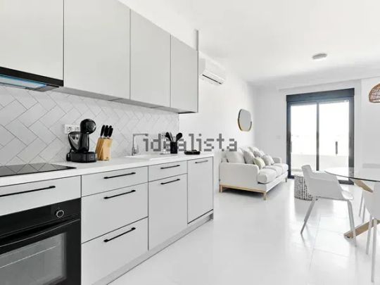 Alquiler de piso en Calle Beethoven, 19 - Photo 1