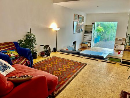 4 Bed Detached House, Overhill Road, SE22 - Photo 2