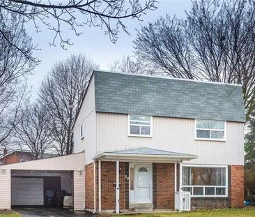 For Lease - 30 Goodless Court, Toronto, Ontario - Photo 2