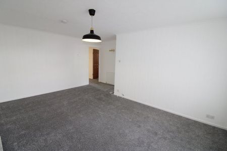 Raillies Avenue, Largs - Photo 2
