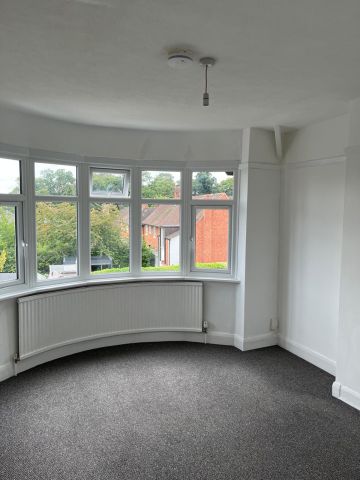 4 Bed Semi-Detached House, Went Road, LE4 - Photo 2