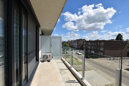 Prachtig nieuwbouwappartement te huur te Wommelgem - Photo 4