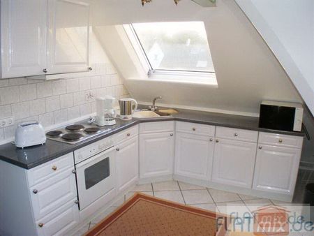 FLATmix.de / Komplett möbliertes 2-Zi-DG-App.in ruhiger Lage mit Weitblick ins Grüne - Photo 5