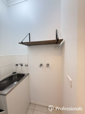 Modern Style and Convenience - Photo 4
