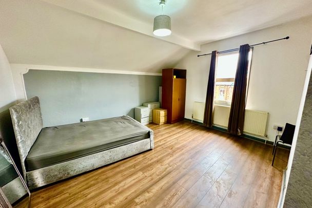 Harehills Lane - Photo 1