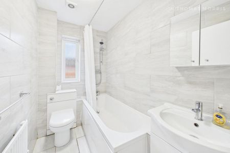 2 bedroom terraced house to rent - Photo 4