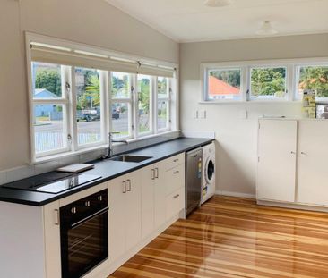 Two-bedroom cutie on Kawakawa - Photo 4