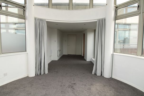 £1,200 - To Let - Photo 1