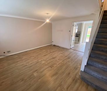 Crusader Road, Hedge End, Southampton - Photo 3