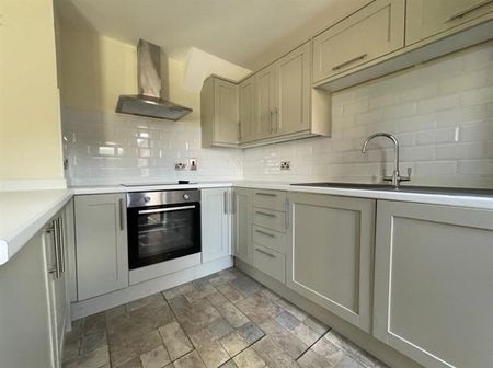 Broadwell Road, Middlesbrough - Photo 4