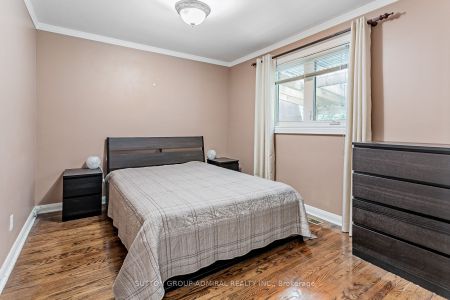 For Lease - 102 Cornwall Road Unit# Upper, Brampton, Ontario - Photo 2