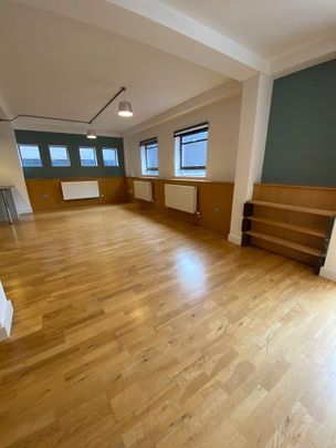2 Bed Flat, Little Bishop Street, BS2 - Photo 1