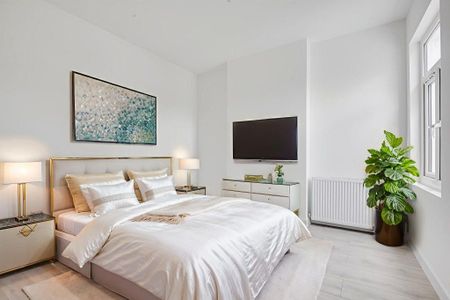 3 bedroom flat to rent - Photo 3