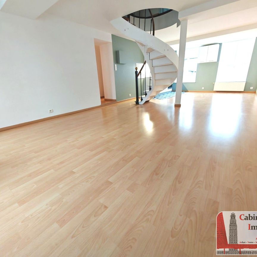 Doullens - Hyper Centre Ville : Appartement Triplex 80m² - Photo 1