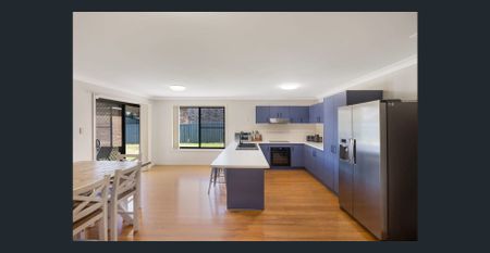 FULLY FURNISHED HOME - Photo 4