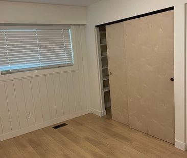 Upper Family Home With Shop - Photo 6