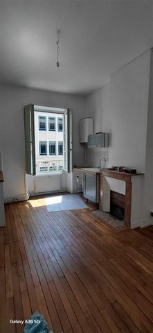 Location Appartement 2 pièces 31m² ANGERS 49000 - Photo 2