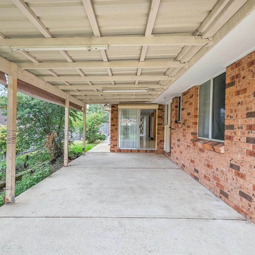 17 Sulman Place, Doonside. - Photo 1