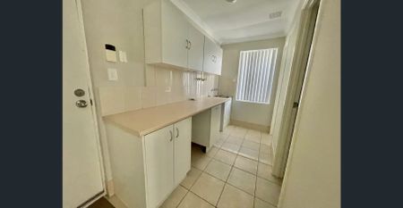 Convenient Location - Photo 2