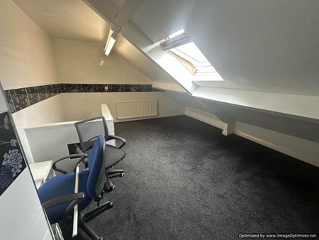 3 bedroom terraced house to rent - Photo 2