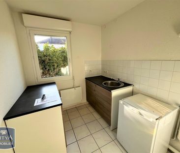 Location Appartement 2 pièces 49m² LOUVROIL 59720 - Photo 5