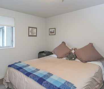 Welcome home to apartment 5B Montreaux Apartments - Photo 5