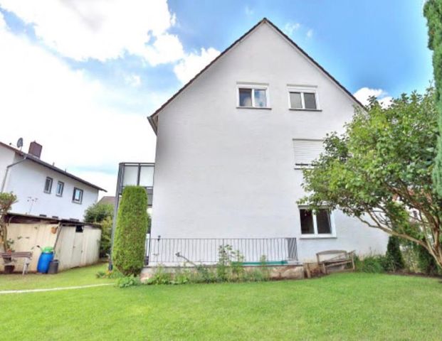 Moderne 3-Zimmer-Erdgeschosswohnung in Neuberg - Photo 1