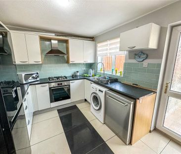 4 bedroom terraced house to rent - Photo 6