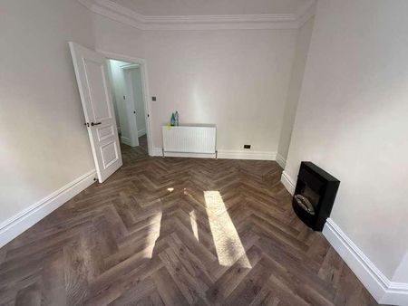 Flat, Gosfield Street, London, W1W - Photo 3