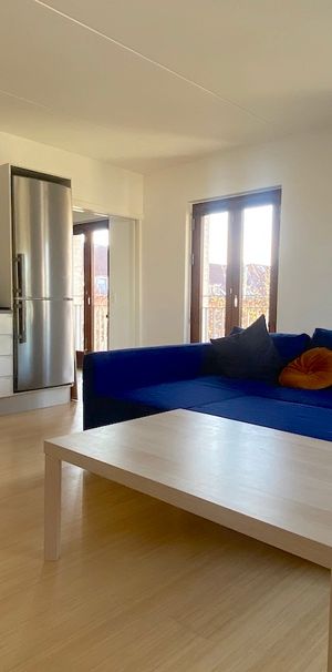 Dejlig renoveret lys lejlighed, med altan, i Hellerup - Foto 2