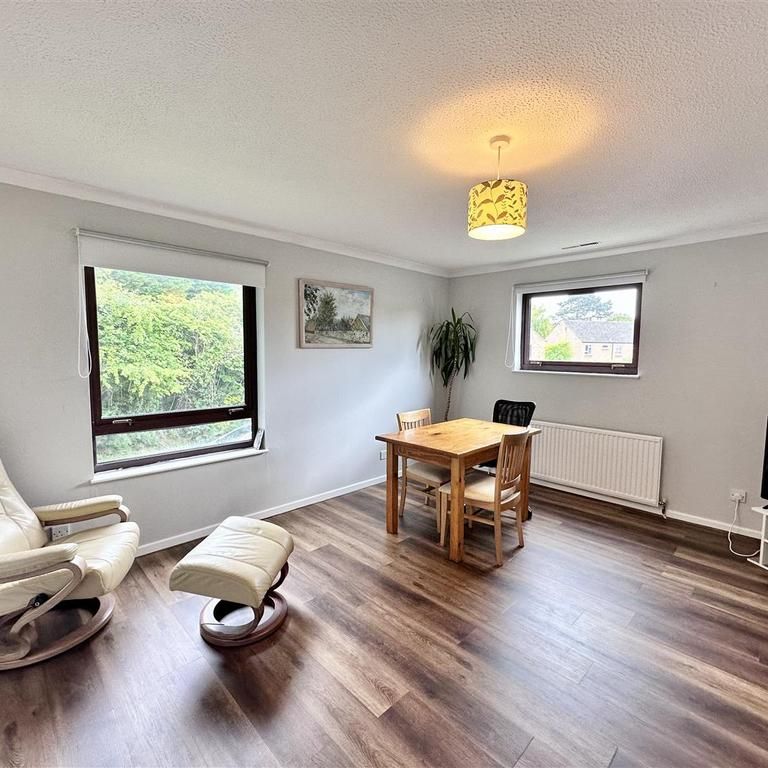 3 bedroom apartment to rent - Photo 1