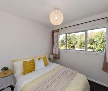 Charming 2BR Townhouse close to the University - Photo 1