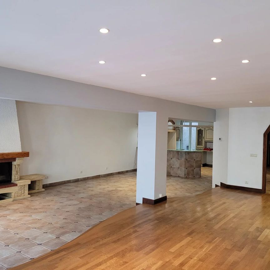 Location Appartement 5 pièces 182m² THIONVILLE 57100 - Photo 1