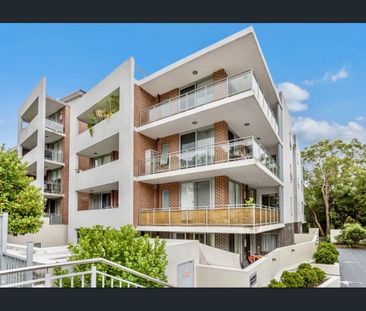 Prime Location 2 bedrooms plus Study available now at Hornsby. - Photo 3