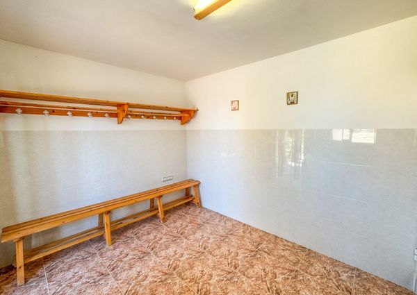 Elche · partida jubalcoy Chalet · Long Rental Period