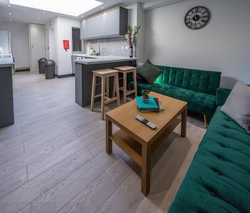 5 bedroom terraced house to rent - Photo 5