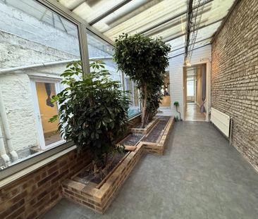 Location Appartement 5 pièces 130 m2 à Saint-Quentin - Photo 2