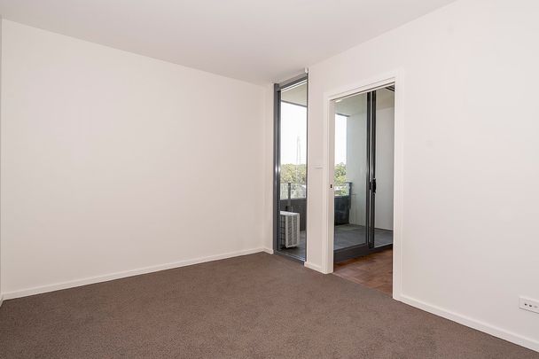 Unit 410/6 Charles Street, - Photo 1