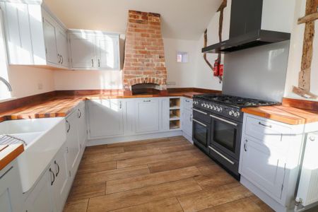 1 bedroom cottage to rent - Photo 2