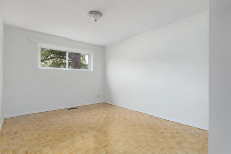 Parkwood Hills Residences — 1 Bedroom - Apartment - Photo 3