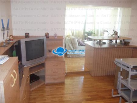 Inchiriere apartament 3 camere, in Ploiesti, zona ultracentrala - Photo 5